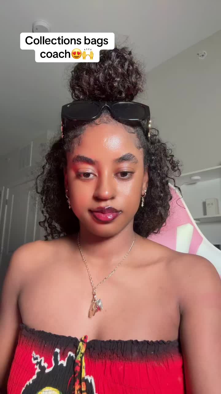 @𝒞ℴ𝒻𝒻ℯℯ𝒮𝒶𝓇𝒶𝒽☕️
