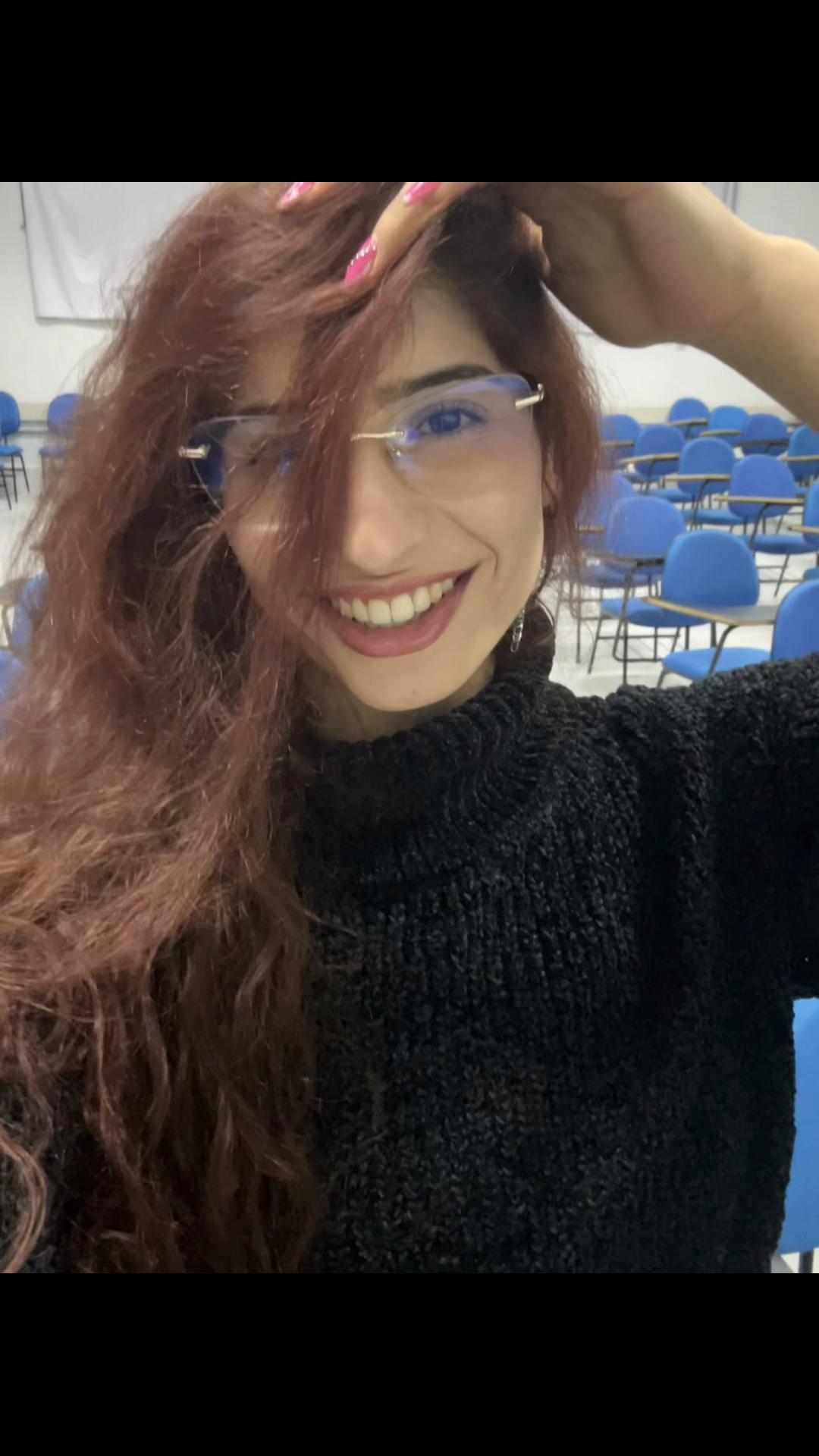 @Betinialana