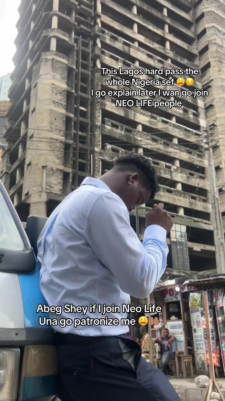 @Eizzyboi 💫AKOLADE 🌍