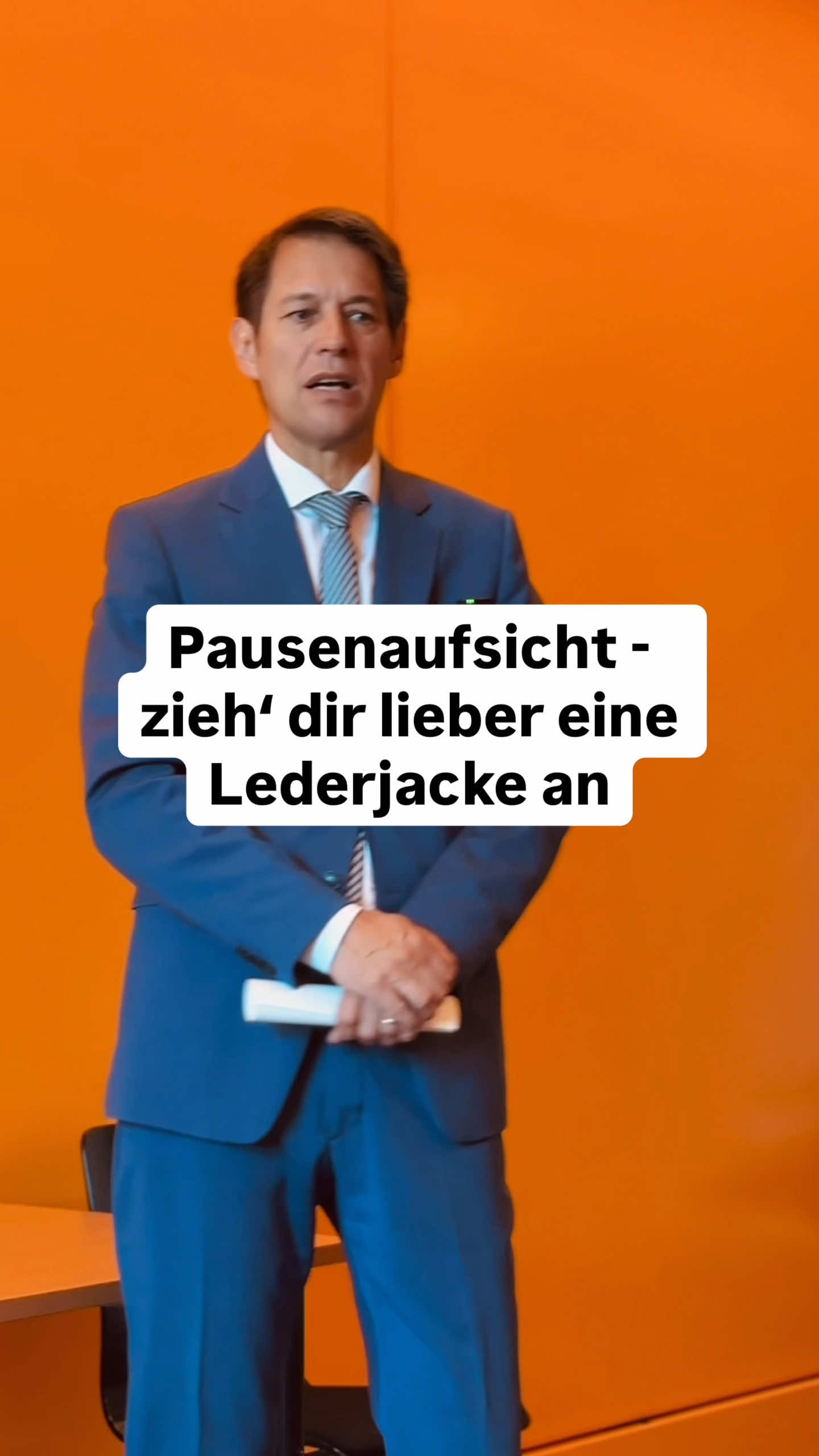 @Dr. Götz Frömming
