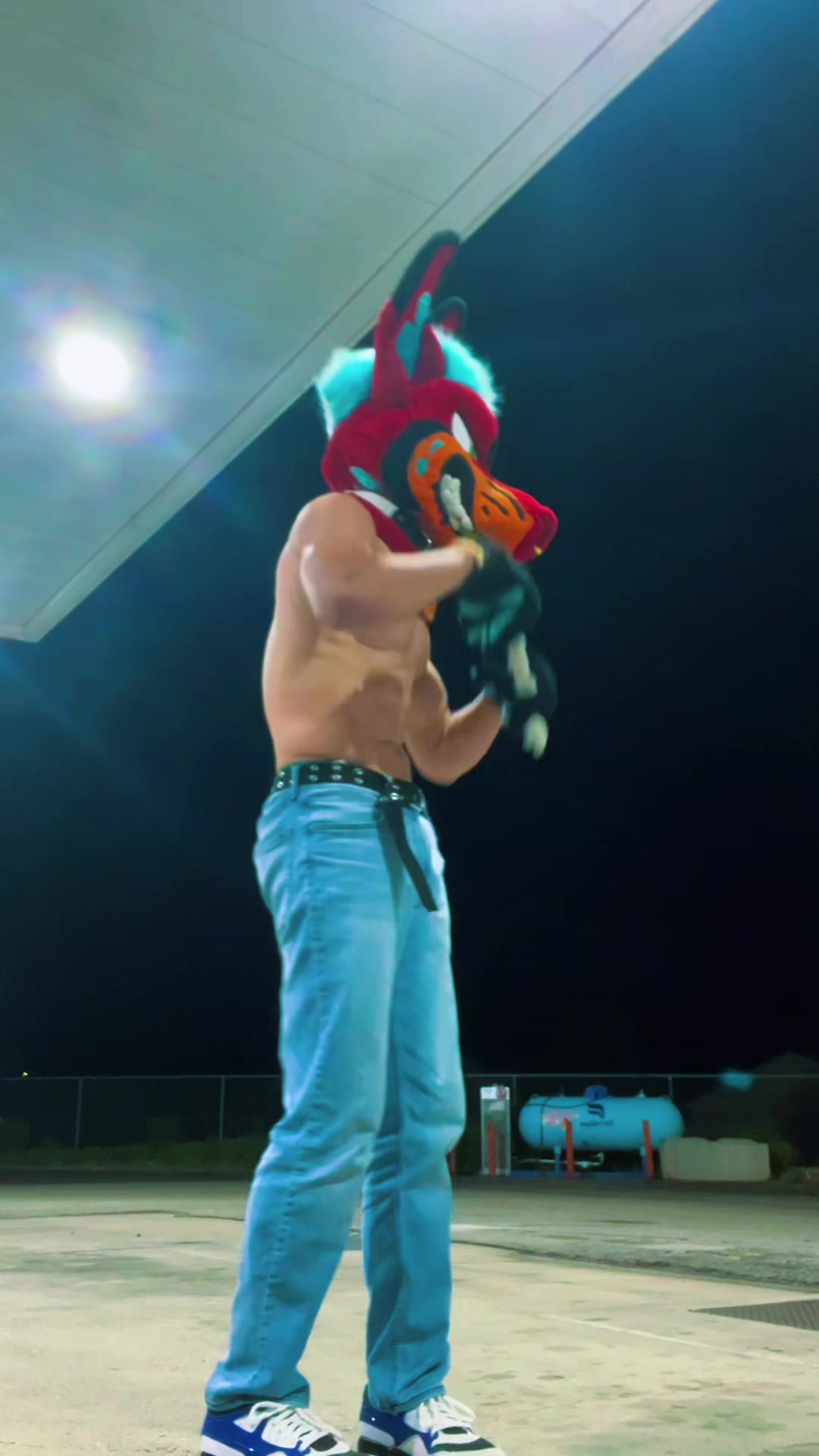@Rojoroo