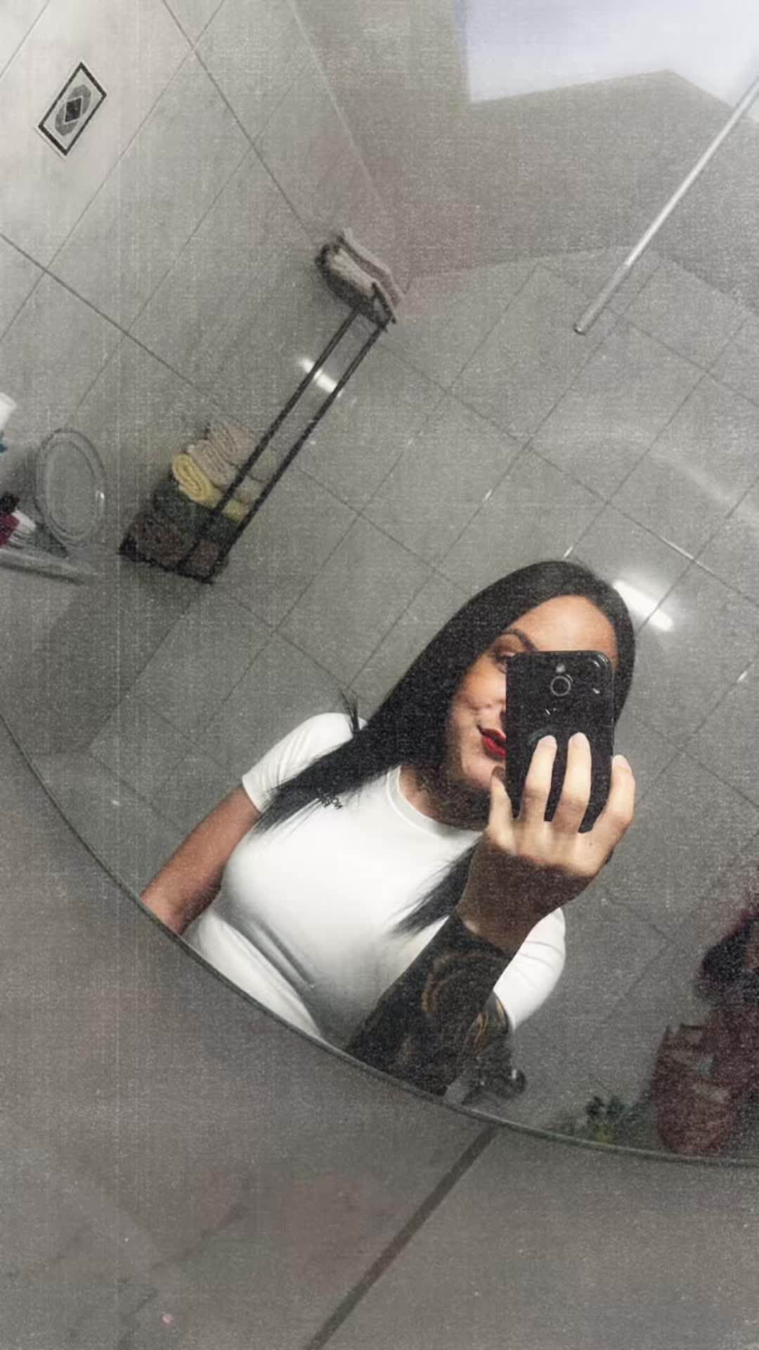 @Valeria