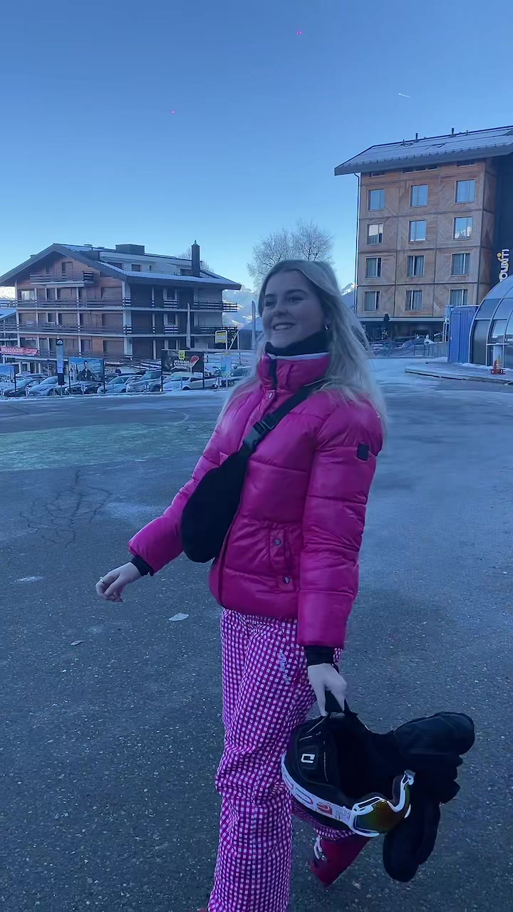 @Bustdownpollyanna