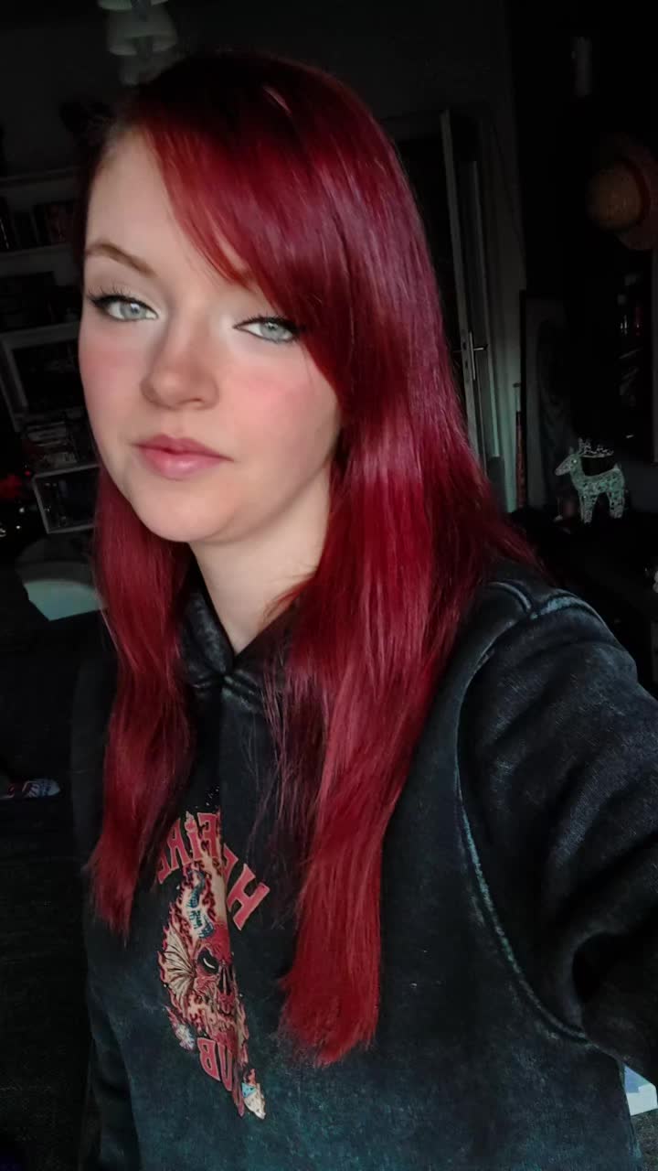 @x_xFake_Redheadx_x
