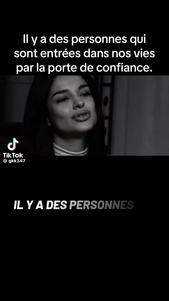 @LA MERE DE MULTITUDE