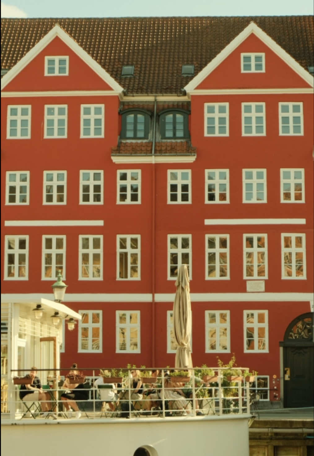 @EVLOV