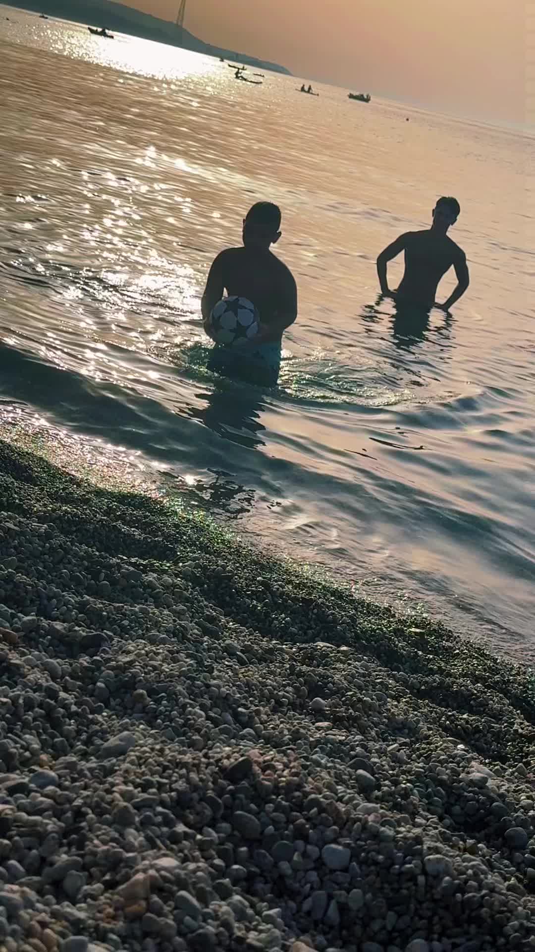 @kiaretta1995
