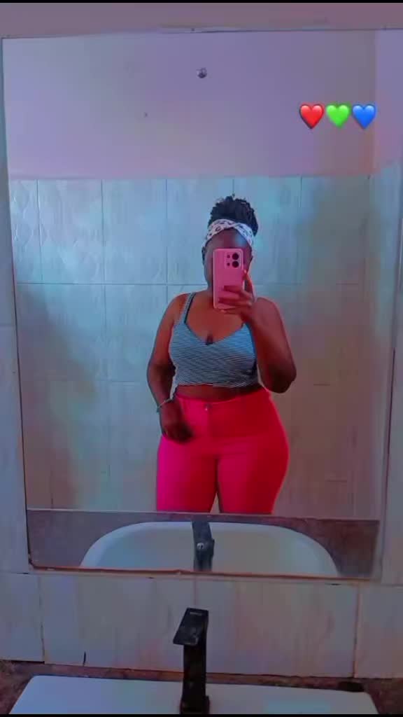 @itsyourgirlAmina