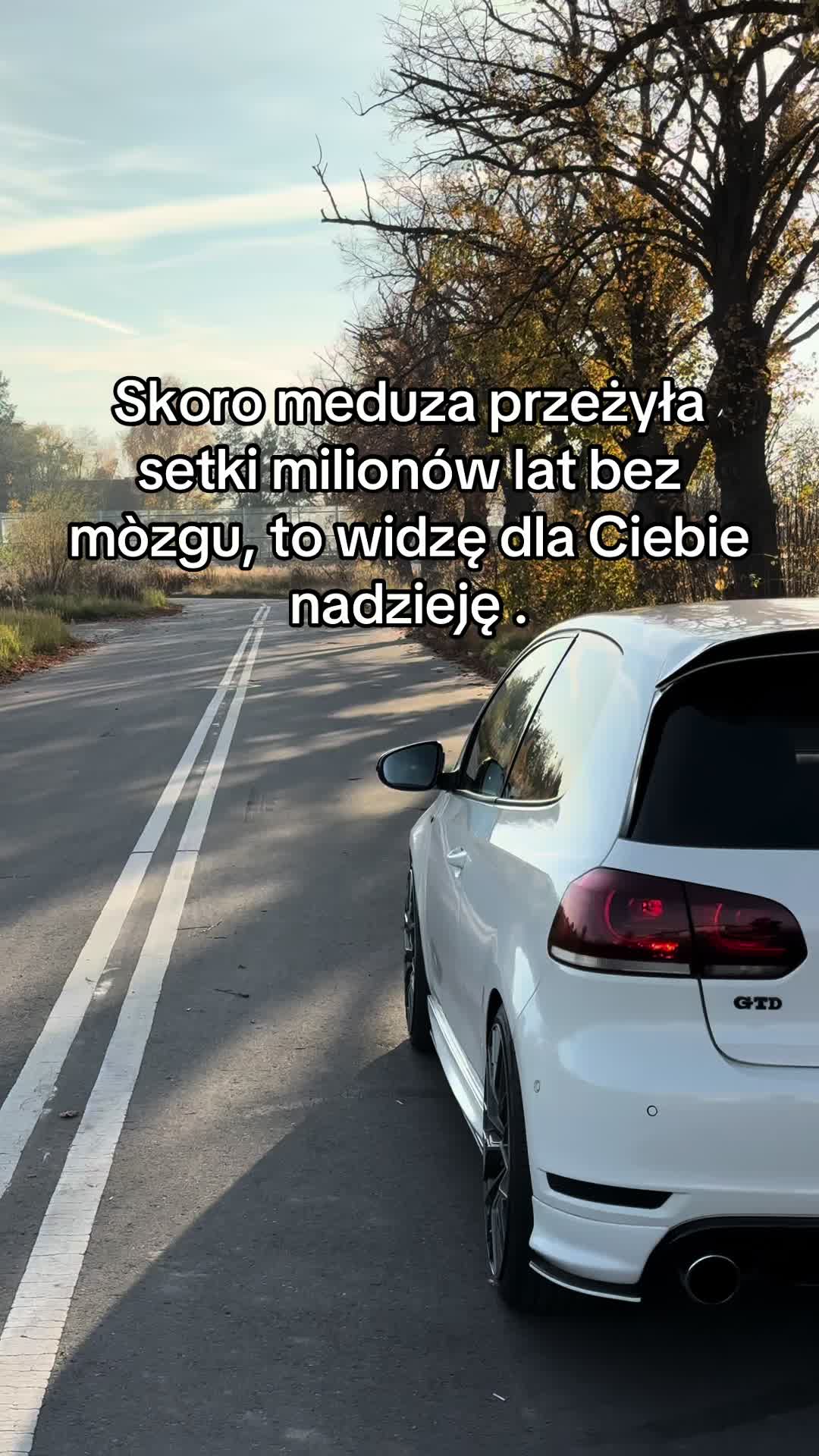 @Kondziu_gtded35