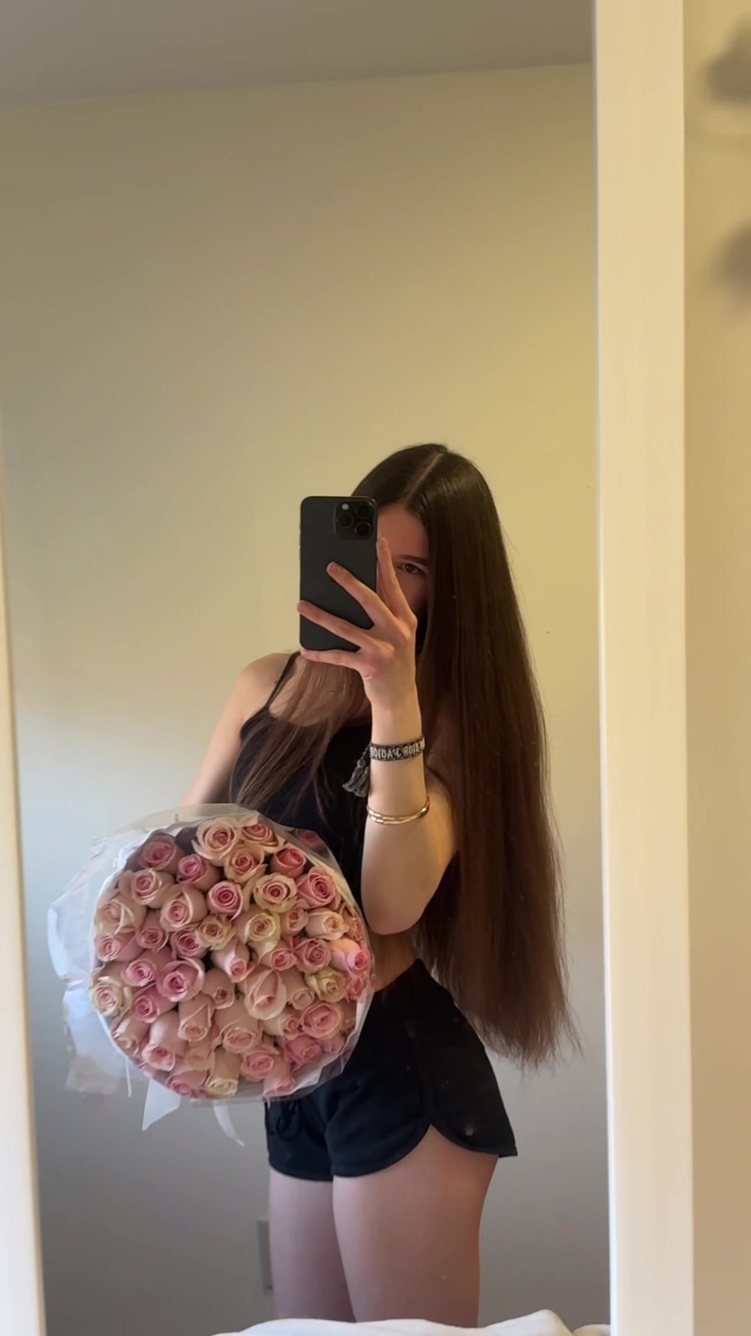 @vaxxrya