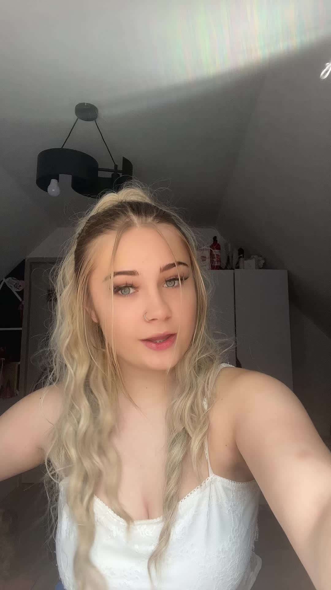 @anettina 💋