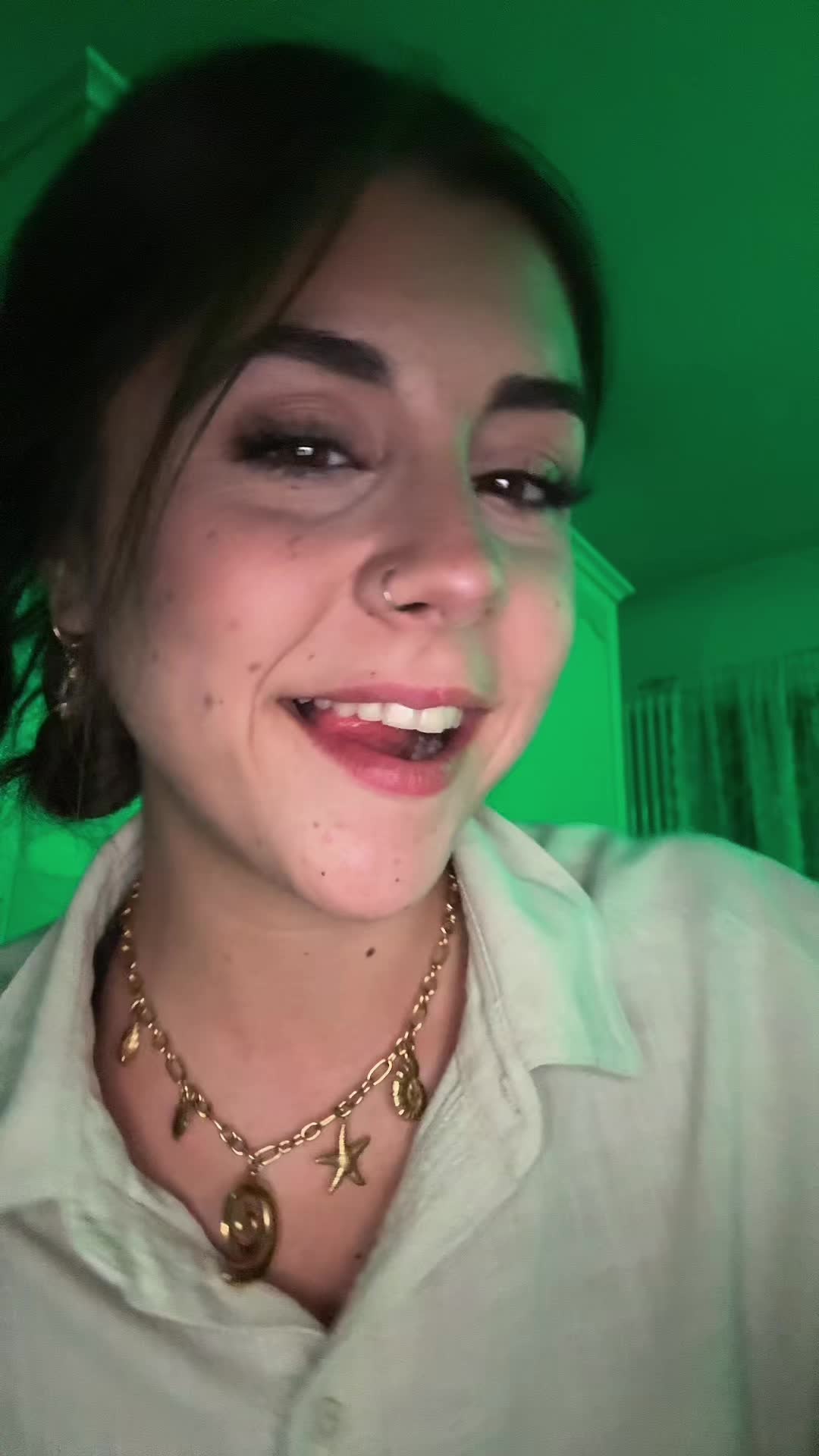 @𝐴𝑟𝑦