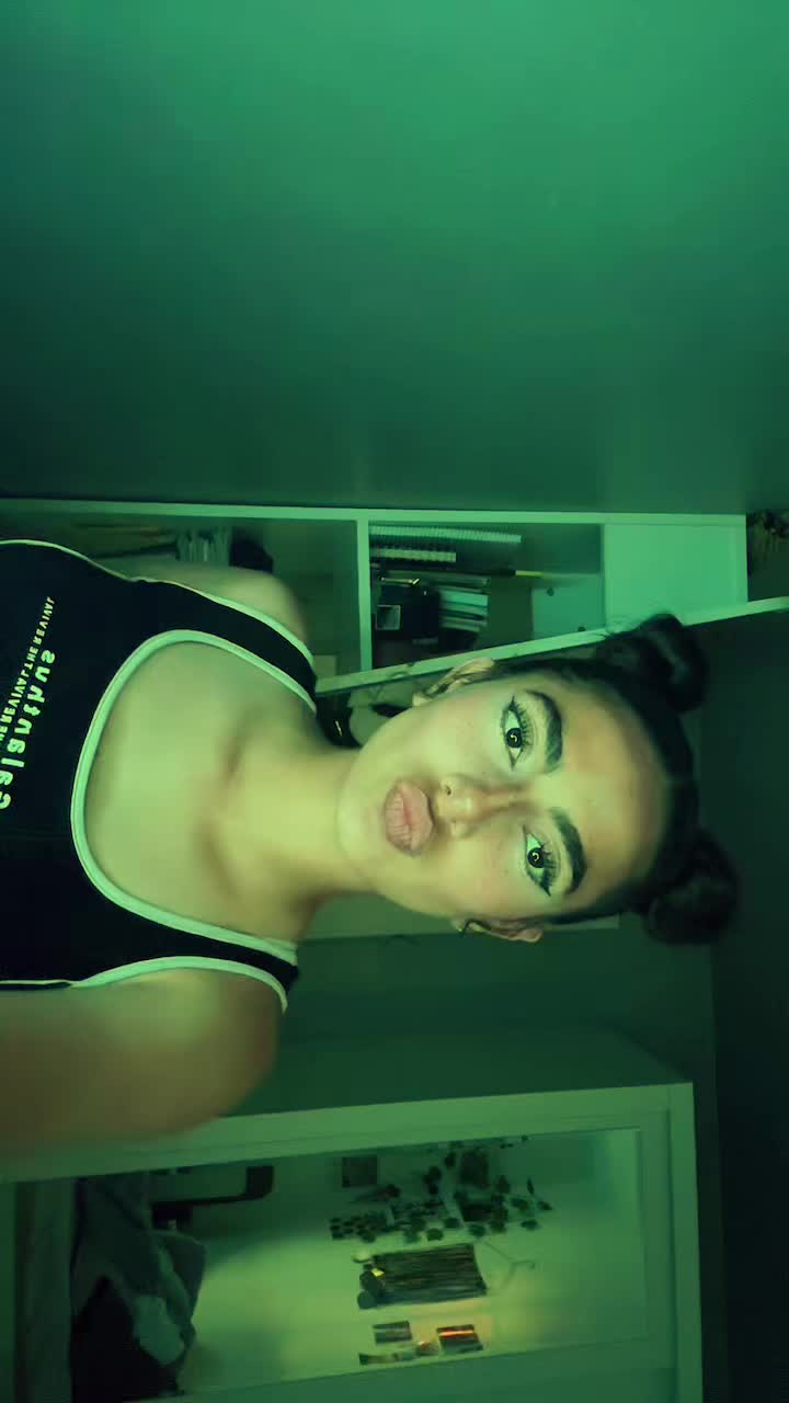 @Arshida Taghikhan