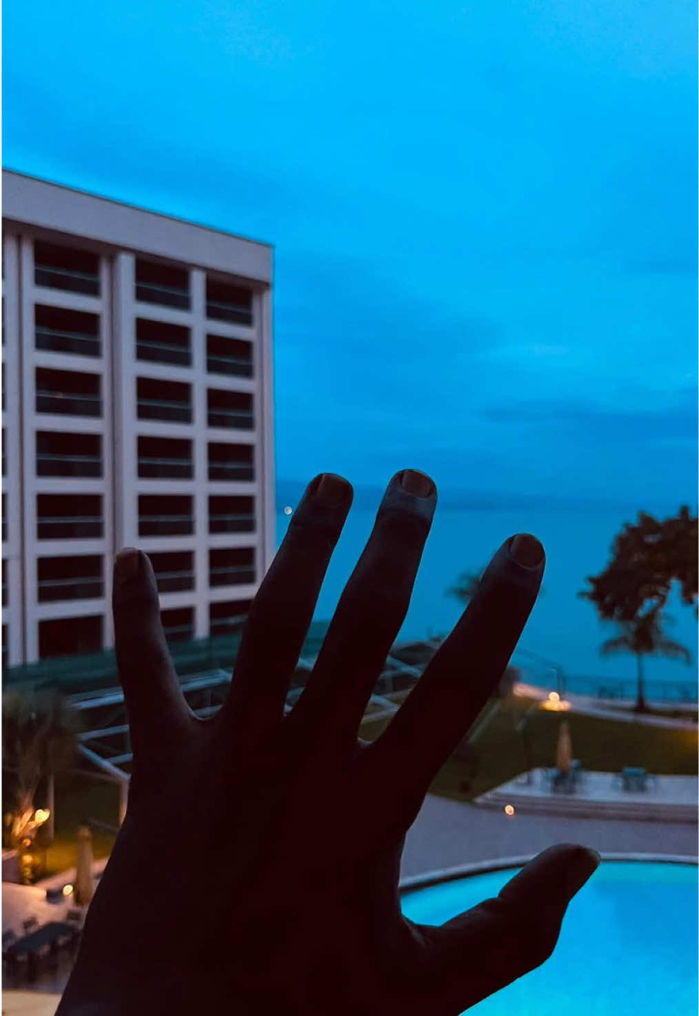@RAYMOND KUL