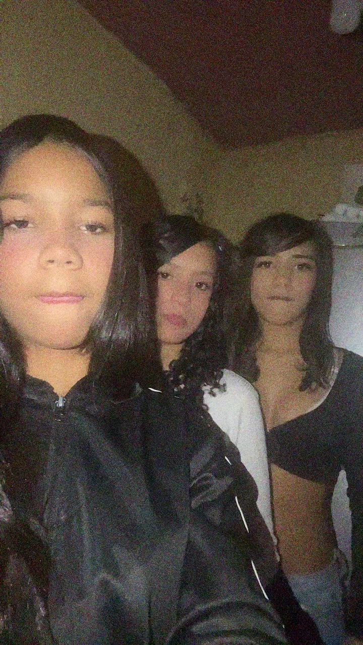 @𝒱𝒶𝓁..🥴💭