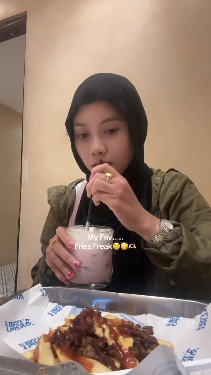 @Mon🧸🇵🇸