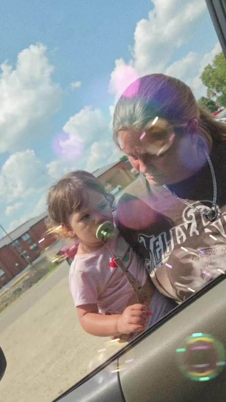 @Marie25