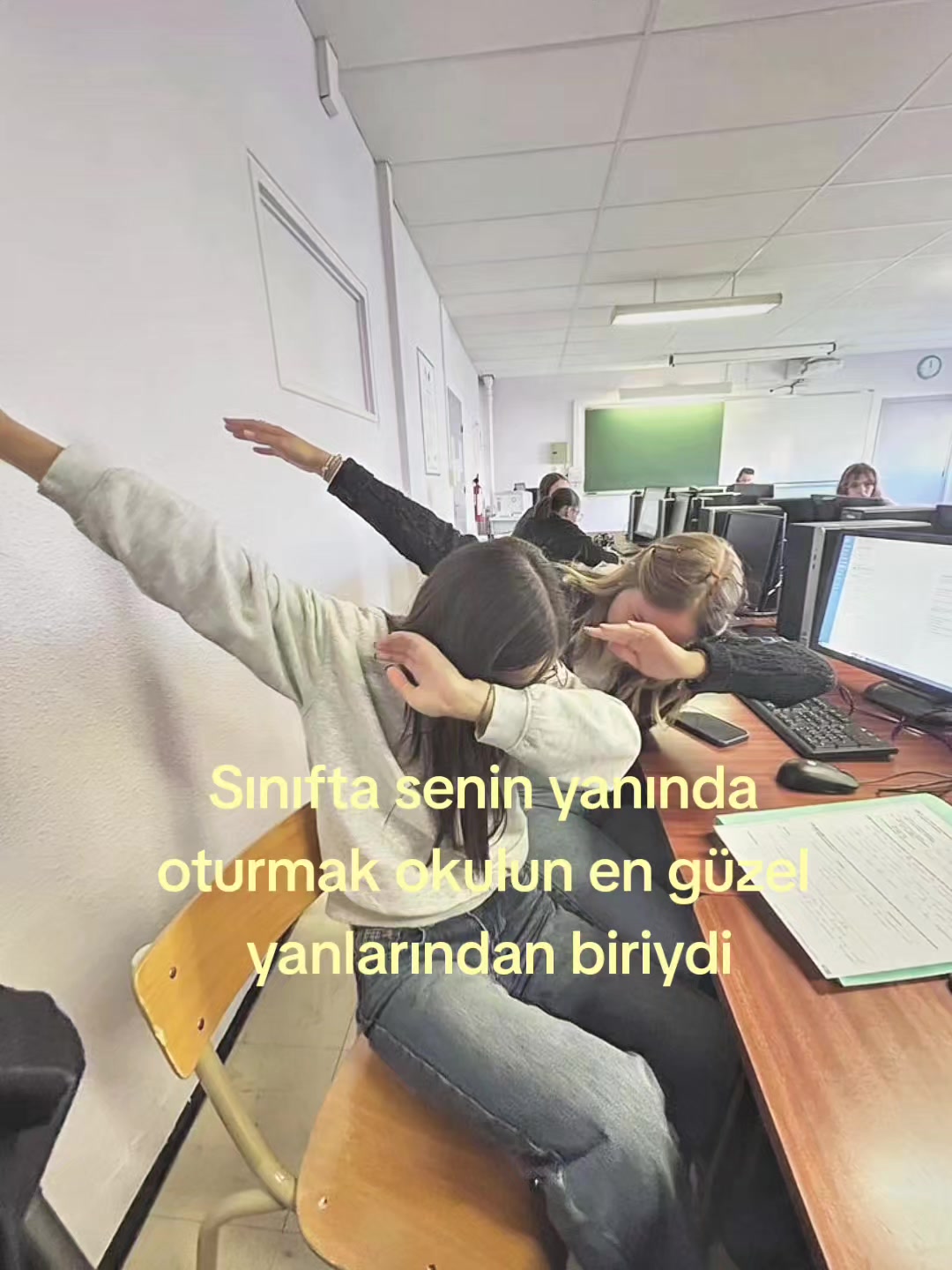 @🪽