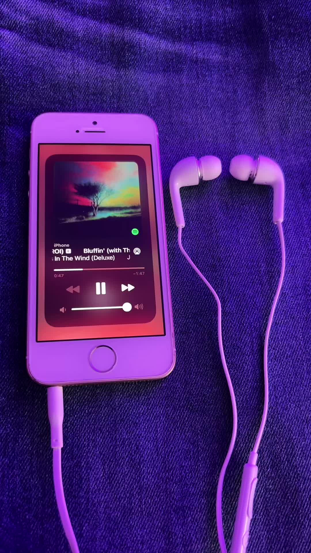@𖣂