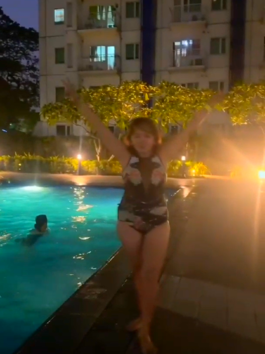 @LolaAlyn