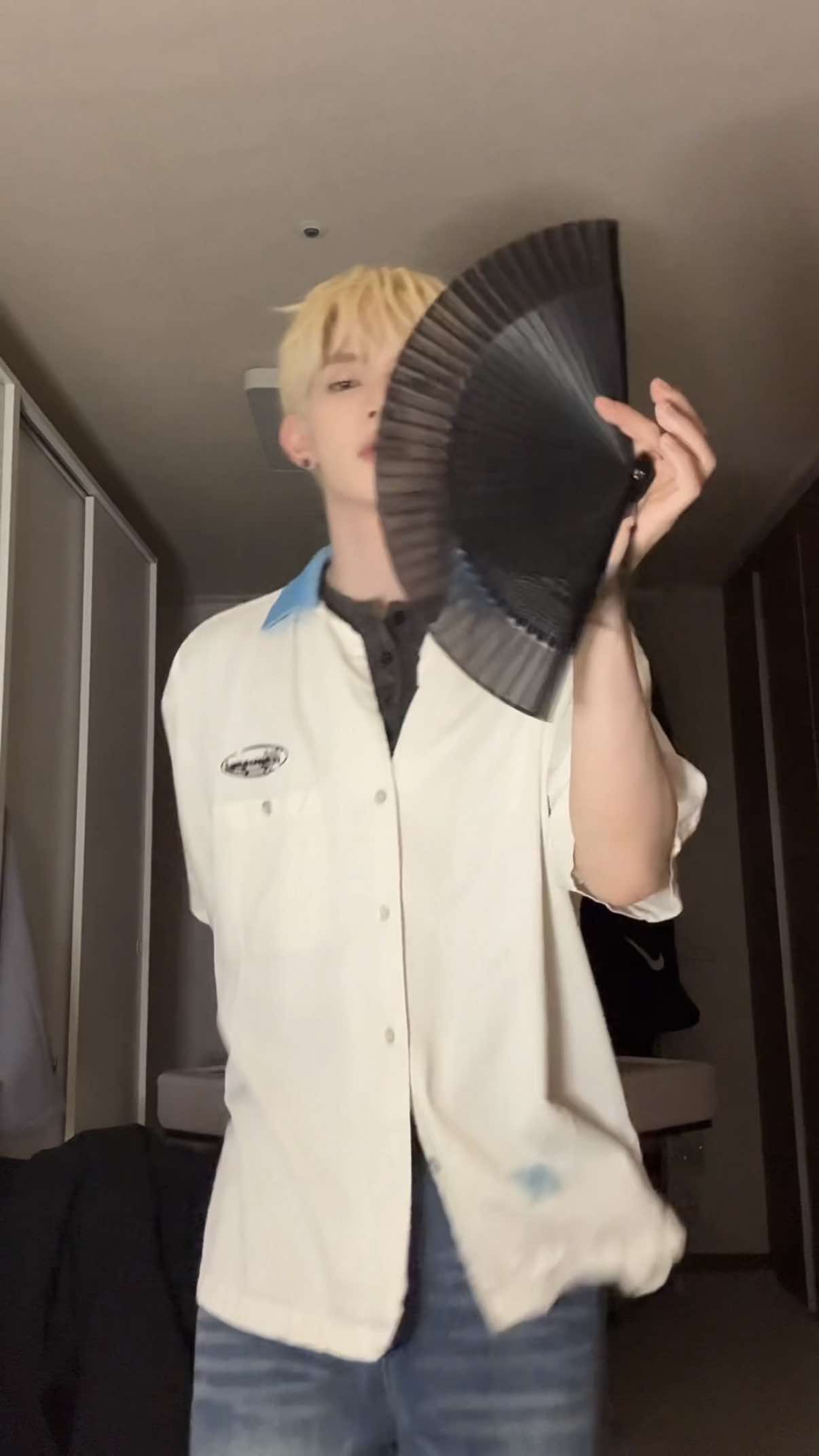 @AND2BLE