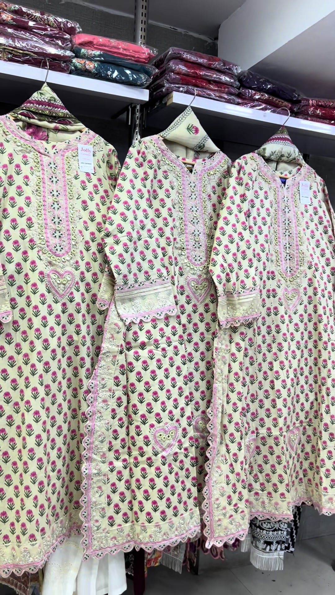 @jollygarments
