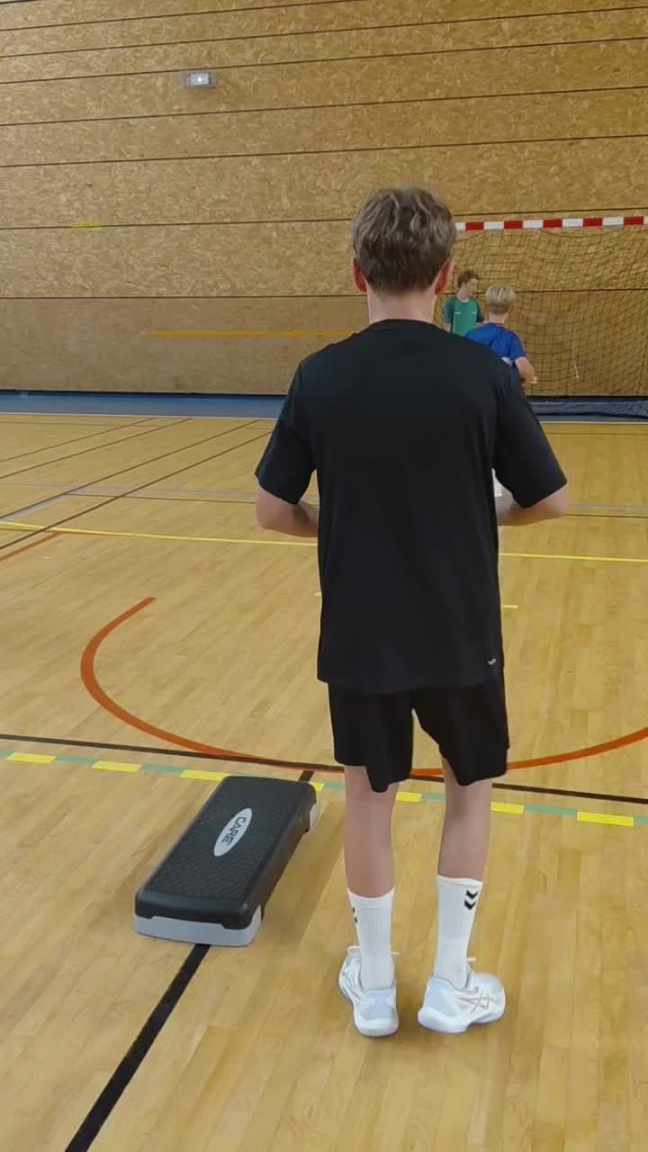 @Nico handball 🤾&zwj;♂️🤾&zwj;♂️🤾&zwj;♂️