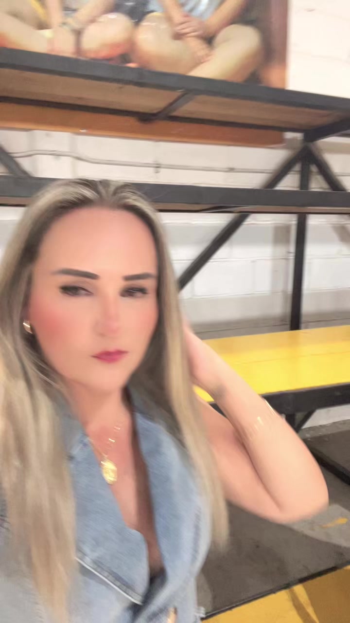 @Claudia Carrillo