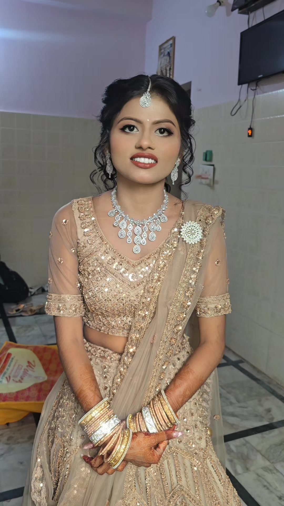 @makeupwithsonam