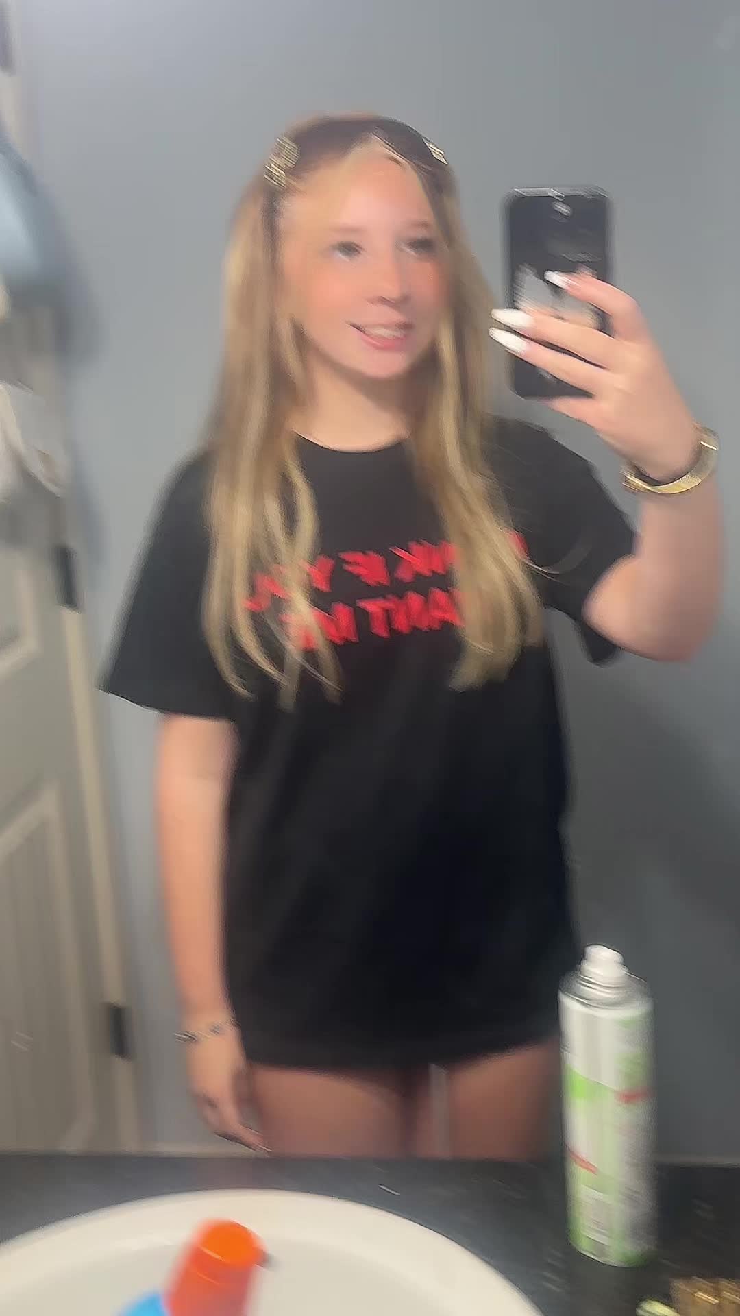 @theannaduck