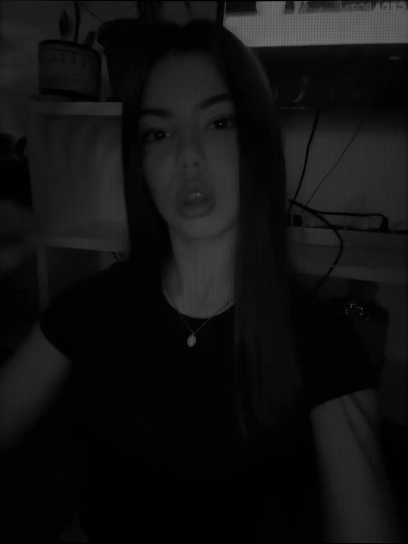 @𝐋 𝐚 𝐫 𝐚