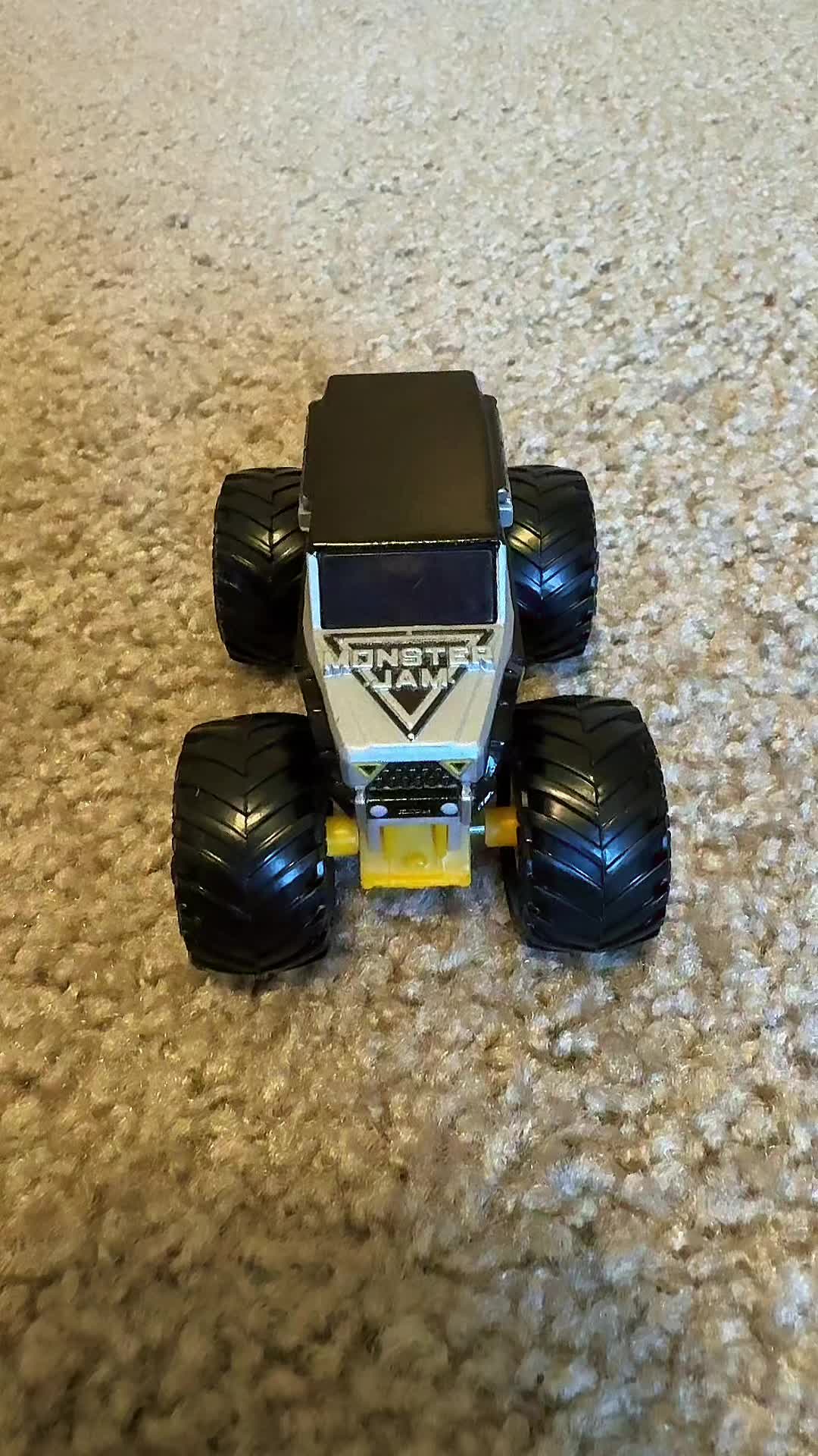 @monstertrucksandmemes