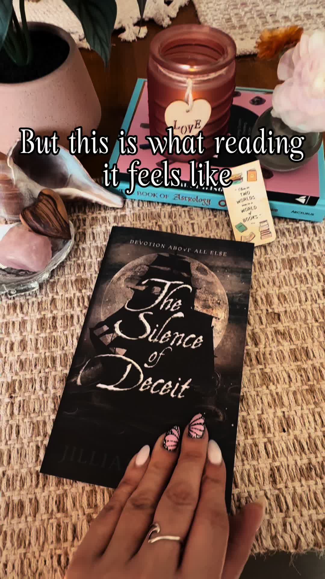 @Jillian l Fantasy Author 🏴☠️