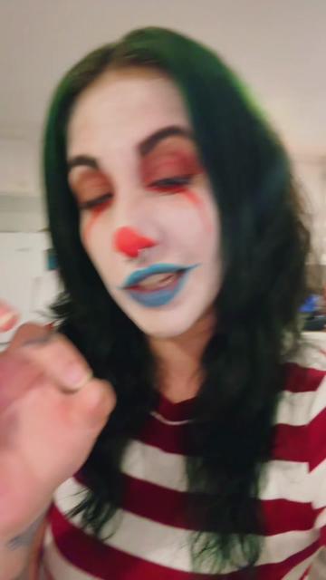 @ShvfflesTheClown