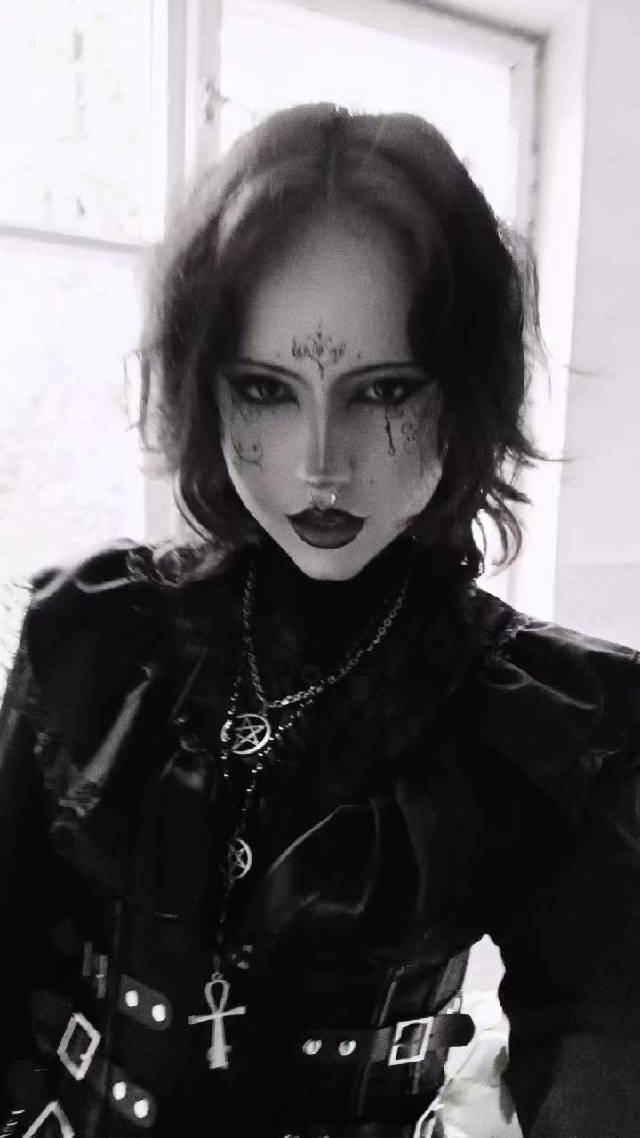 @◄✯raven✯►