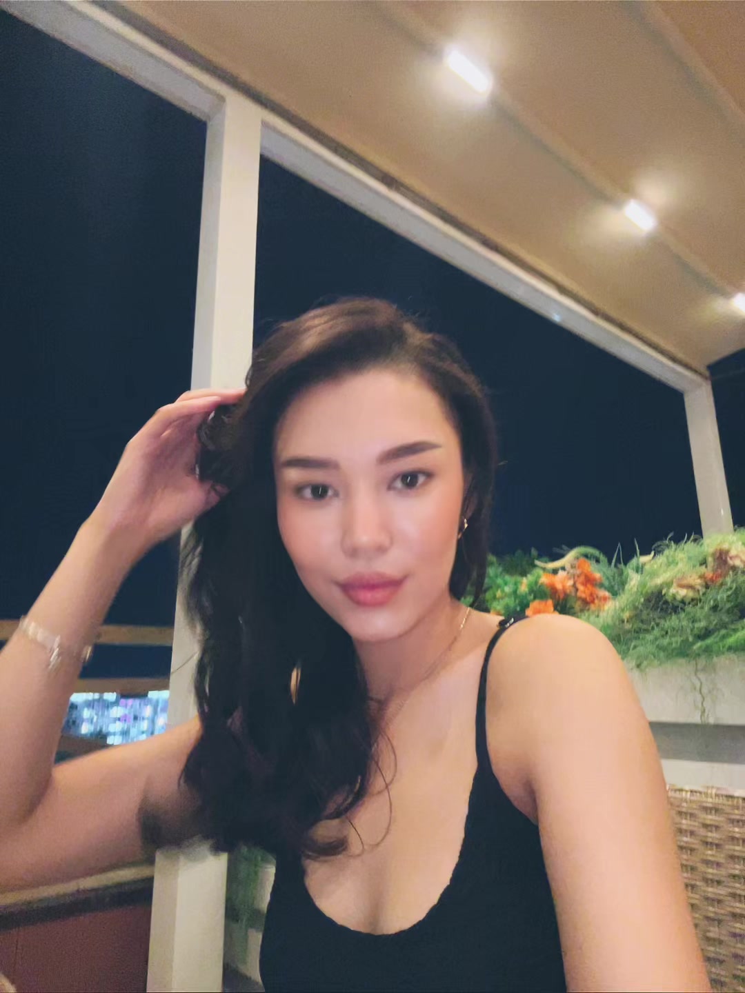 @sabrina