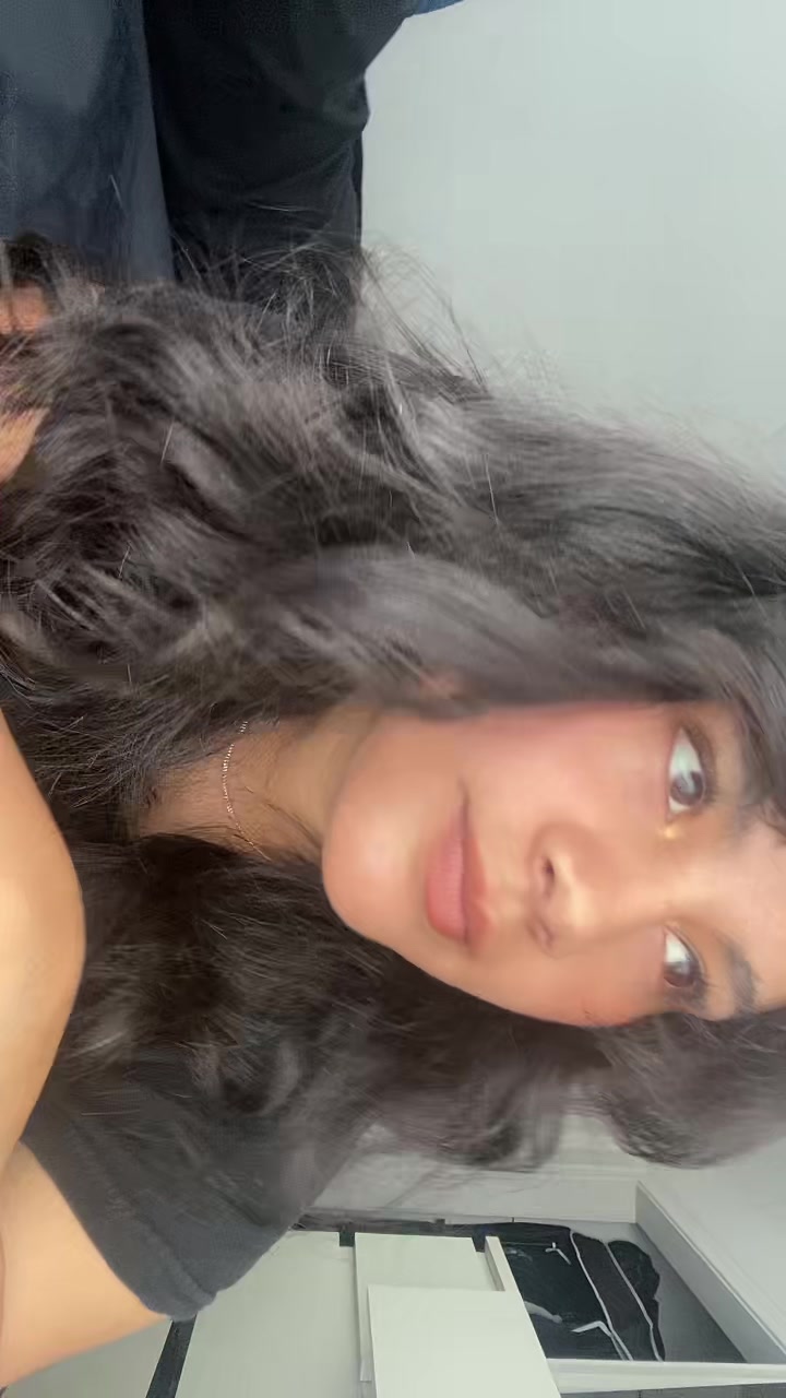@Ojitos 🤎