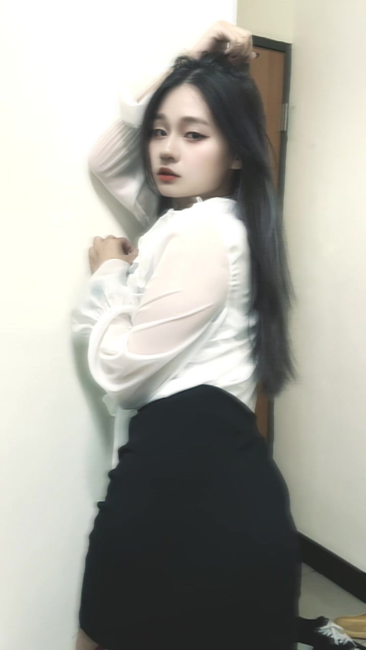 @雯雯💜你的一眼萬年🌙(₂₀)