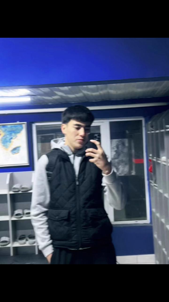 @..
