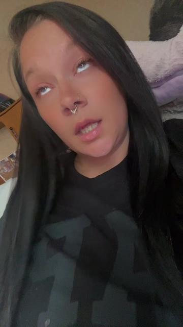 @It’s MRS.SiMPS0N Bitch♉️💋🖕🏽