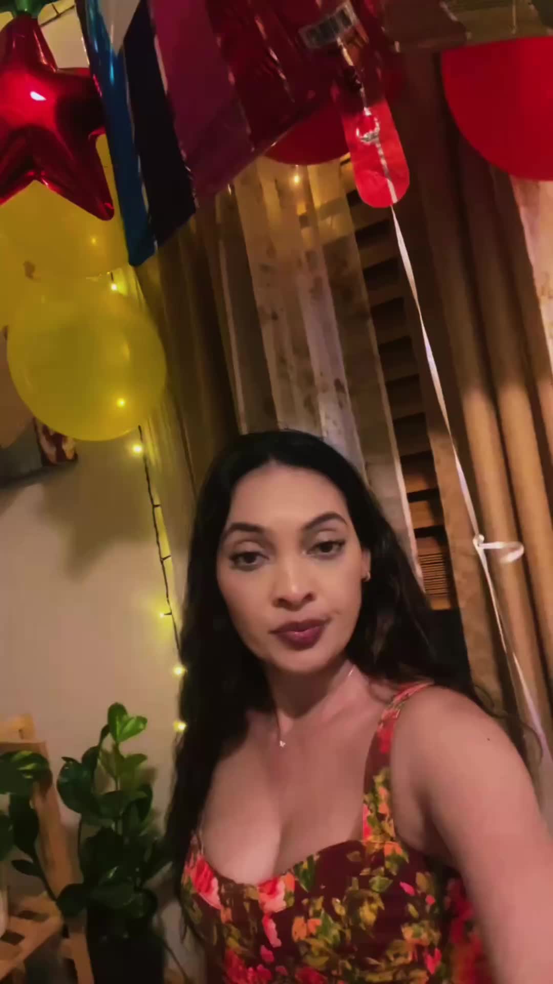 @VK🦋