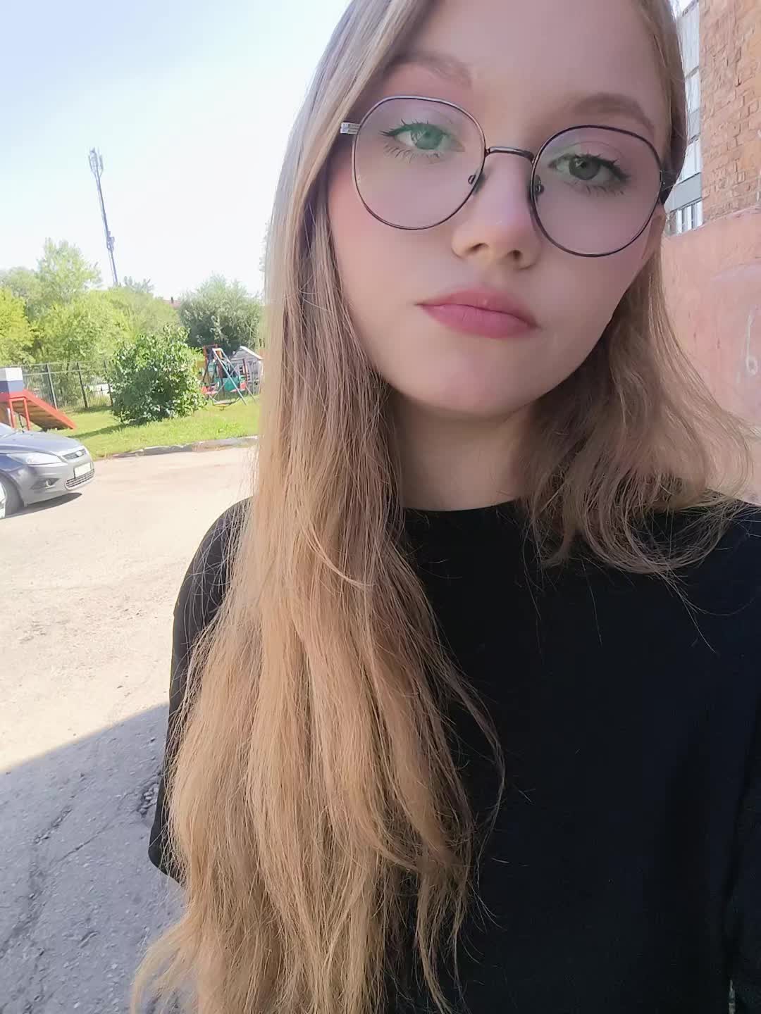 @Ксенька🫶