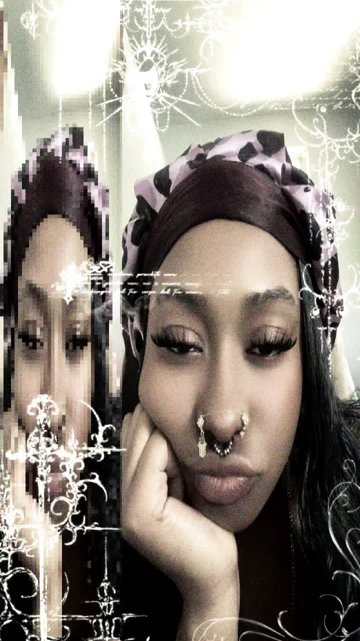 @crashout.isleedavis