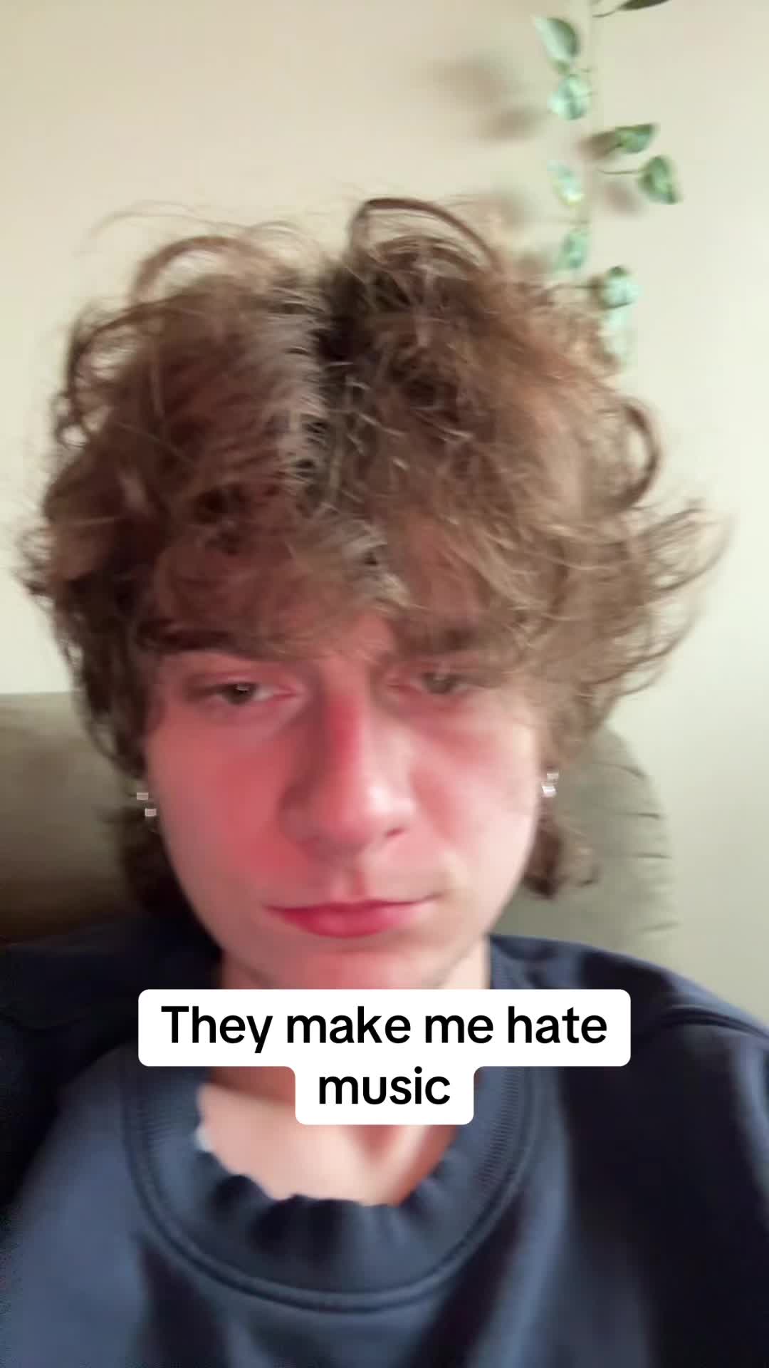 @Christopher🫜