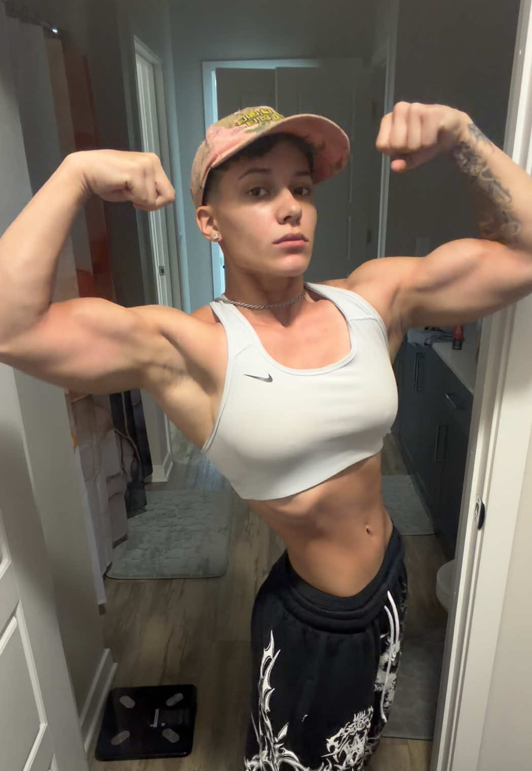 @lynleylifts