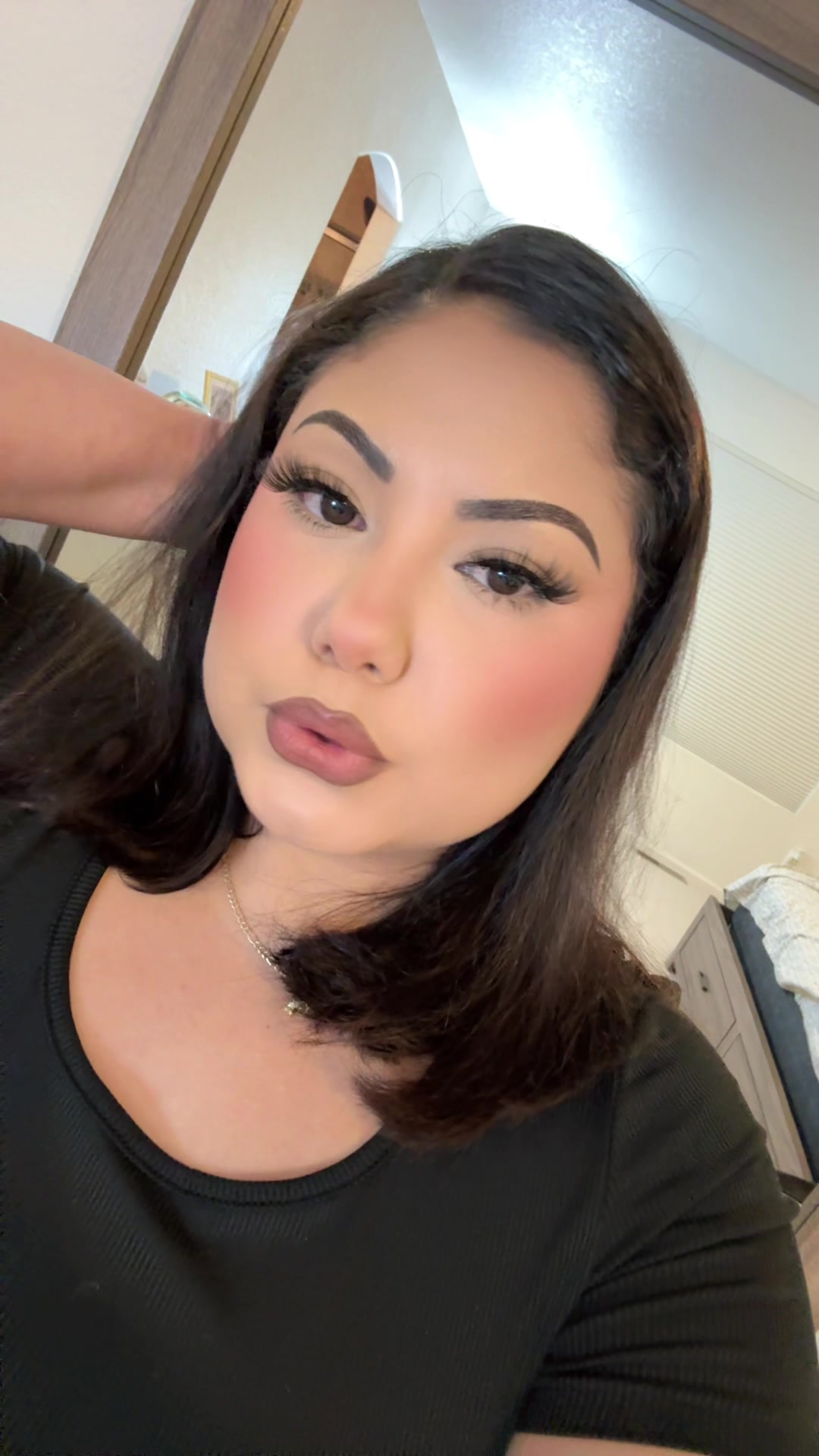 @MAYRA🦋🖤