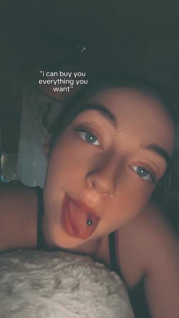 @R_e_n_i 🙂&zwj;↕️💋