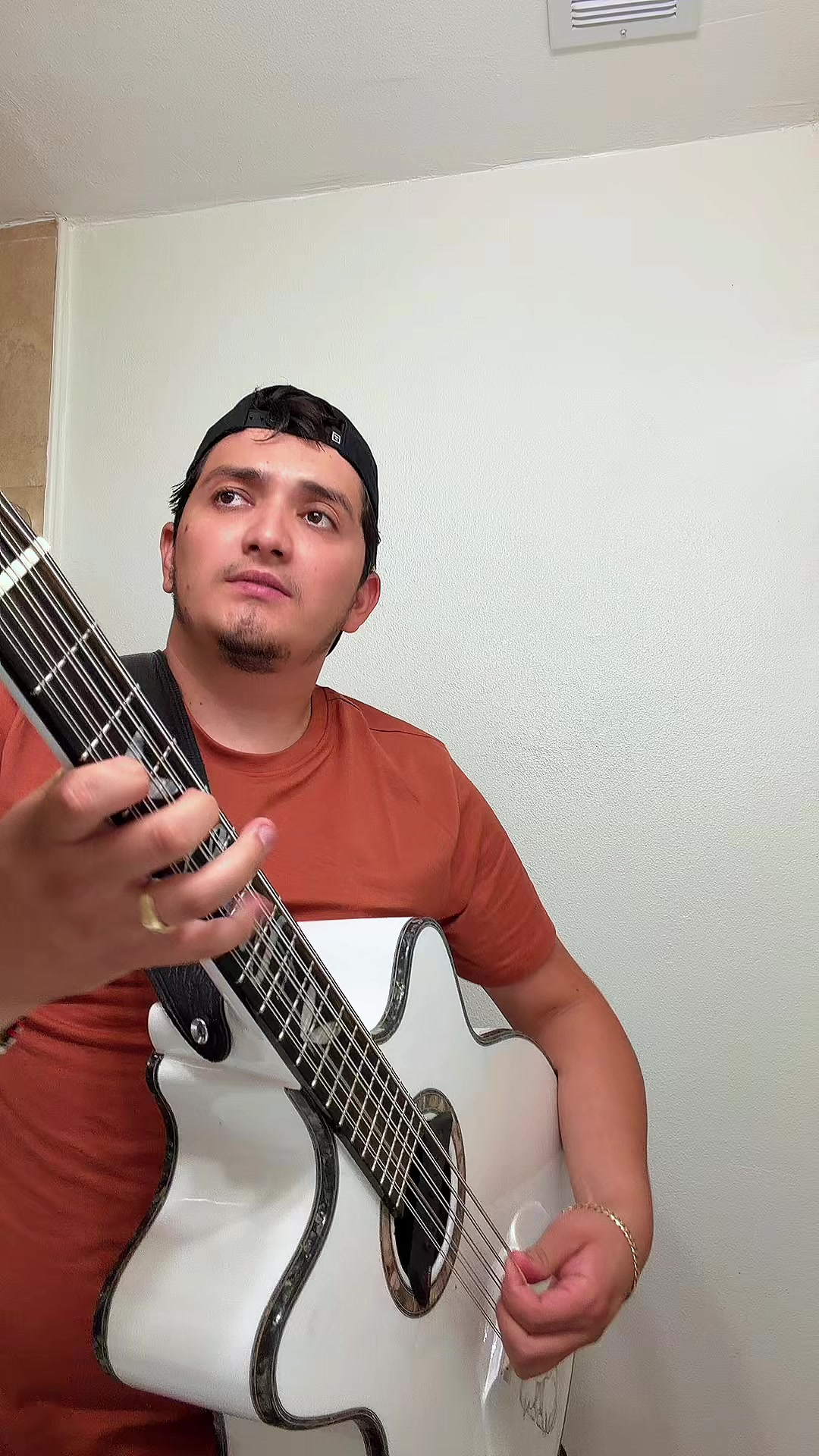 @Alexismorro🤠🎸🪗