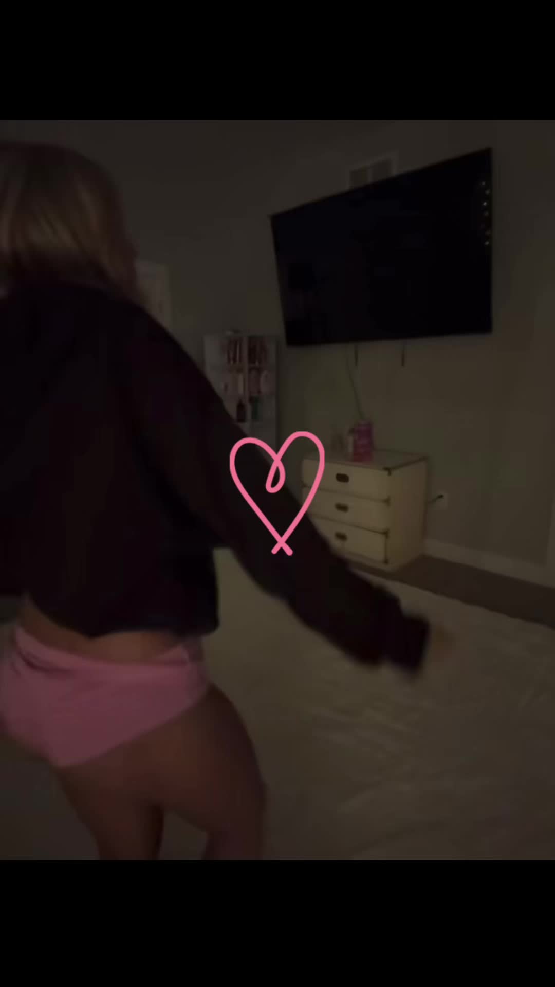 @lizzy