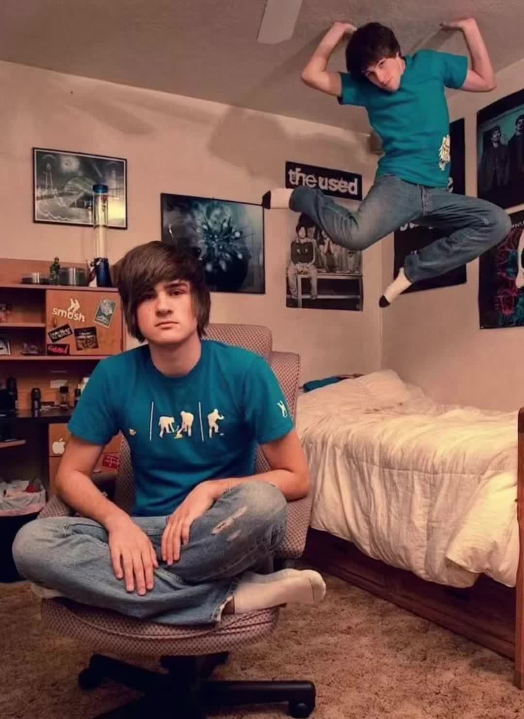 @Everything_emo
